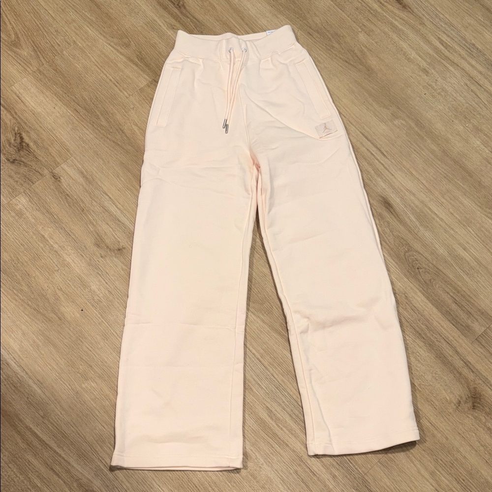 Jordan women’s loose fit sweatpants